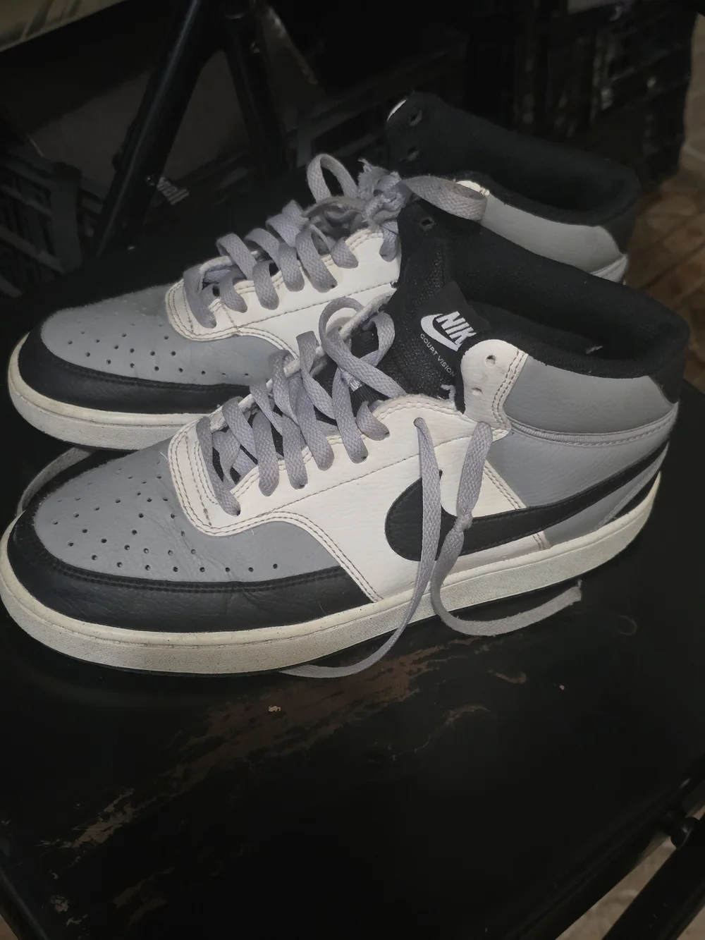 Nike Men's Grey, White & Black Low-Top Sneakers